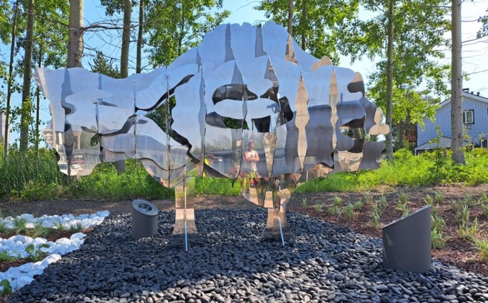 laser cut steel sculpture